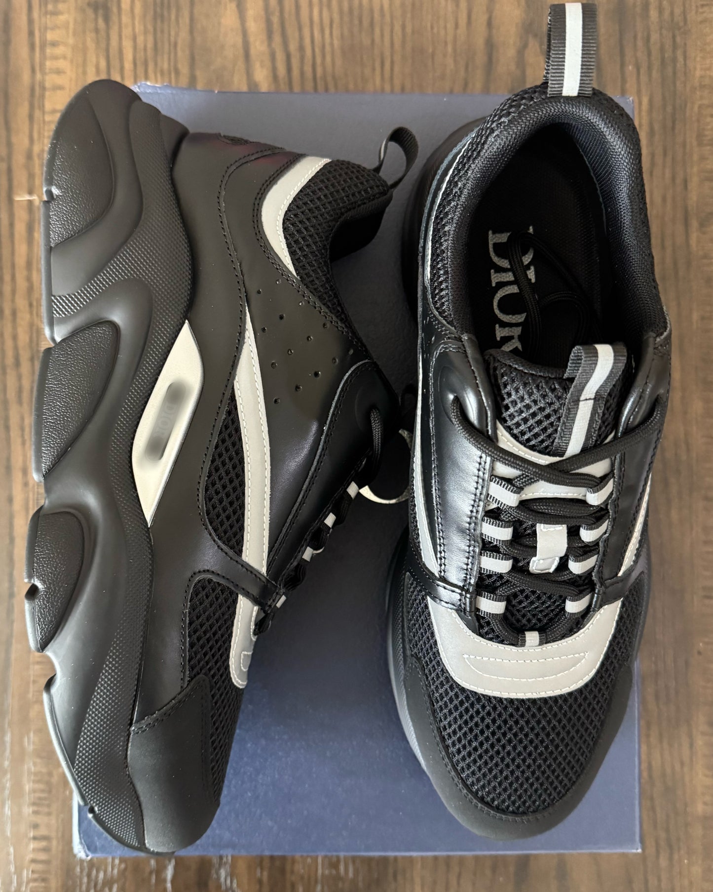 DR Black Reflective