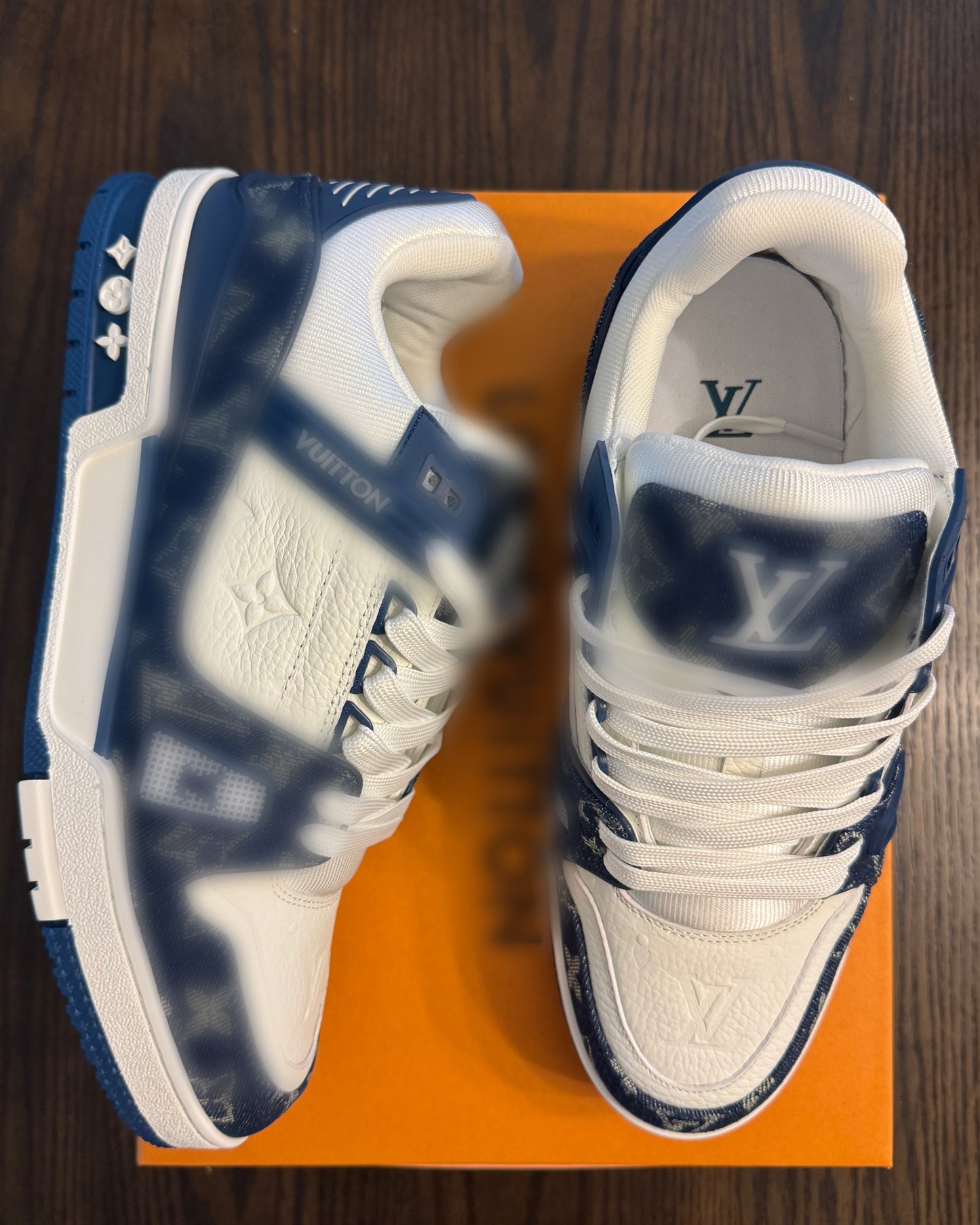 LV Blue